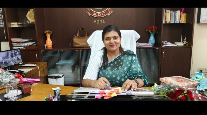 ਮੈਰੀਟੋਰੀਅਸ ਤੇ ਸਕੂਲ ਆਫ ਐਮੀਨੈਂਸ ਦੀ ਪ੍ਰਵੇਸ਼ ਪ੍ਰੀਖਿਆ ਲਈ ਬਣਾਏ ਕੇਂਦਰਾਂ ਦੁਆਲੇ ਵਿਦਿਆਰਥੀਆਂ ਤੇ ਡਿਊਟੀ ਸਟਾਫ ਤੋਂ ਬਿਨਾਂ ਆਮ ਲੋਕਾਂ ਦੇ ਇਕੱਠੇ ਹੋਣ ਤੇ ਪਾਬੰਦੀ