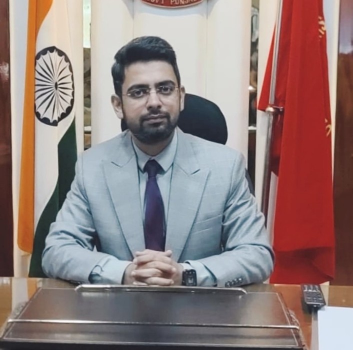 ਪਿੰਡਾਂ ਵਿੱਚ ਕੱਚੇ ਮਕਾਨ ਤੋਂ ਪੱਕੇ ਮਕਾਨ ਬਣਾਉਣ ਦੇ ਸਰਵੇਖਣ ਕਰਨ ਦੇ ਕੰਮ ਦਾ 100 ਪ੍ਰਤੀਸ਼ਤ ਟੀਚਾ ਮਿੱਥੇ ਸਮੇਂ ਤੋਂ ਪਹਿਲਾਂ ਹੀ ਮੁਕੰਮਲ ਕੀਤਾ :- ਡੀ.ਸੀ ਸਾਗਰ ਸੇਤੀਆ