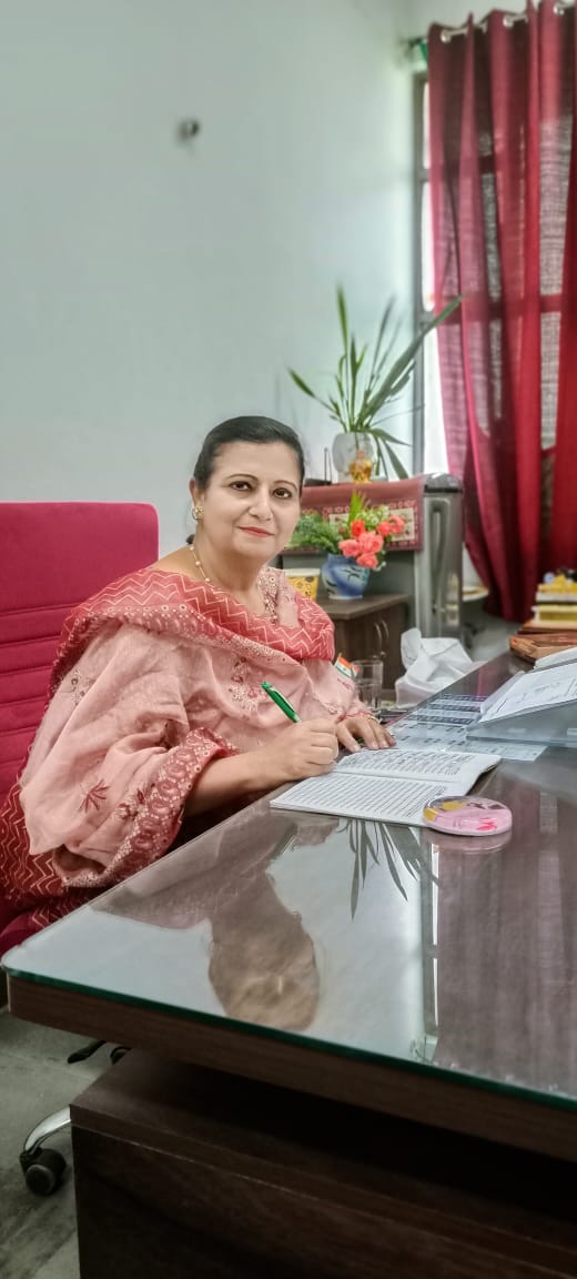 ਪਸ਼ੂ ਪਾਲਣ ਵਿਭਾਗ ਮੋਗਾ ਵੱਲੋਂ ਮੁਫਤ ਵੰਡੀ ਜਾ ਰਹੀ ਮਲੱਪਾਂ ਦੀ ਦਵਾਈ