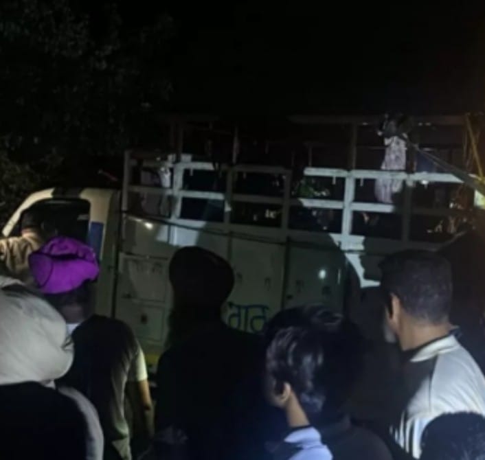 ਮਾਤਾ ਨੈਣਾ ਦੇਵੀ ਮੱਥਾ ਟੇਕ ਕੇ ਵਾਪਸ ਪਰਤ ਰਹੇ ਸ਼ਰਧਾਲੂਆਂ ਨਾਲ ਭਰਿਆ ਟੈਂਪੂ ਨਹਿਰ ’ਚ ਡਿੱਗਣ ਕਾਰਣ 2 ਬੱਚਿਆਂ ਸਣੇ 6 ਲੋਕਾਂ ਦੀ ਦਰਦਨਾਕ ਮੌਤ