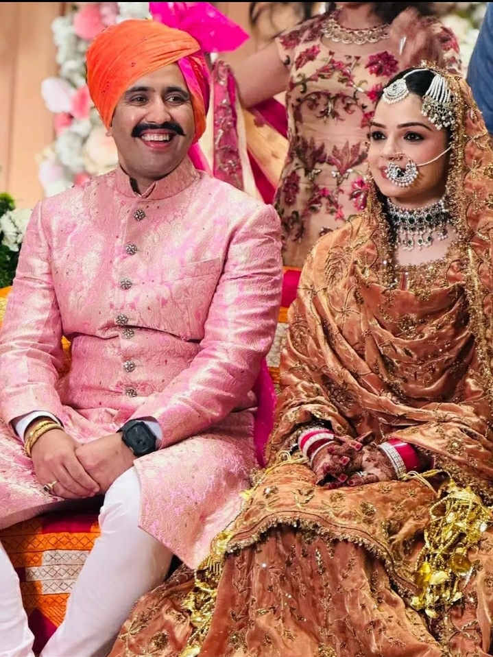 ਹਿਮਾਚਲ ਪ੍ਰਦੇਸ਼ ਦੇ ਸ਼ਾਹੀ ਘਰਾਣੇ ਦੇ ਮੰਤਰੀ ਵਿਕਰਮਾਦਿਤਿਆ ਸਿੰਘ ਨੇ ਚੰਡੀਗੜ੍ਹ ਵਿਖ਼ੇ ਸਿੱਖ ਰਹੁ – ਰੀਤਾਂ ਨਾਲ  ਡਾ. ਅਮਰੀਨ ਕੌਰ ਨਾਲ ਵਿਆਹ ਕਰਵਾਇਆ 