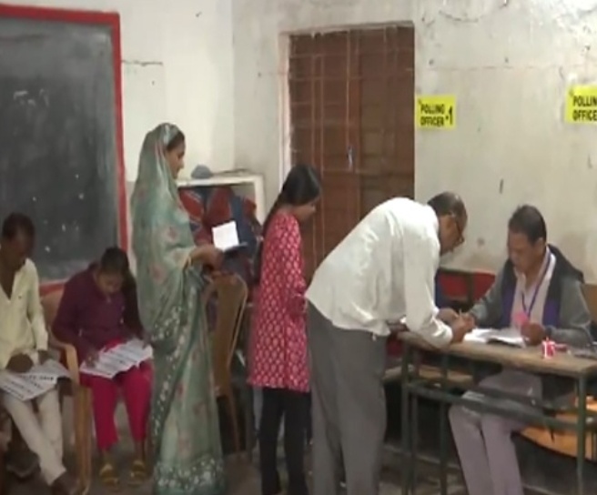 ਤਰਨਤਾਰਨ ਵਿਧਾਨ ਸਭਾ ਉਪ-ਚੋਣ ਸ਼ੁਰੂ: 15 ਉਮੀਦਵਾਰ ਮੈਦਾਨ ਵਿੱਚ, ਵੋਟਿੰਗ ਸ਼ਾਮ 6 ਵਜੇ ਤੱਕ