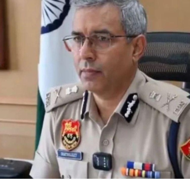 ਹਰਿਆਣਾ ਪੁਲਿਸ ‘ਚ ਵੱਡਾ ਫੇਰਬਦਲ: ਸ਼ਤਰੂਜੀਤ ਕਪੂਰ ਡੀਜੀਪੀ ਅਹੁਦੇ ਤੋਂ ਮੁਕਤ, ਓਪੀ ਸਿੰਘ ਕਾਰਜਕਾਰੀ ਡੀਜੀਪੀ ਬਣੇ