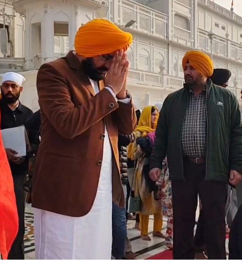 ਕੈਬਿਨਟ ਮੰਤਰੀ ਤਰਨਪ੍ਰੀਤ ਸਿੰਘ ਸੌਂਦ ਨਿਮਾਣੇ ਸਿੱਖ ਵਜੋਂ ਸ਼੍ਰੀ ਅਕਾਲ ਤਖ਼ਤ ਸਾਹਿਬ ਪੇਸ਼, ਸਪਸ਼ਟੀਕਰਨ ਕਬੂਲ