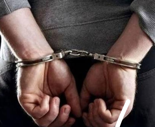 ਤਰਨ ਤਾਰਨ ‘ਚ ਨਾਕਾਬੰਦੀ ਦੌਰਾਨ ਹਥਿਆਰਾਂ ਸਮੇਤ ਨੌਜਵਾਨ ਕਾਬੂ