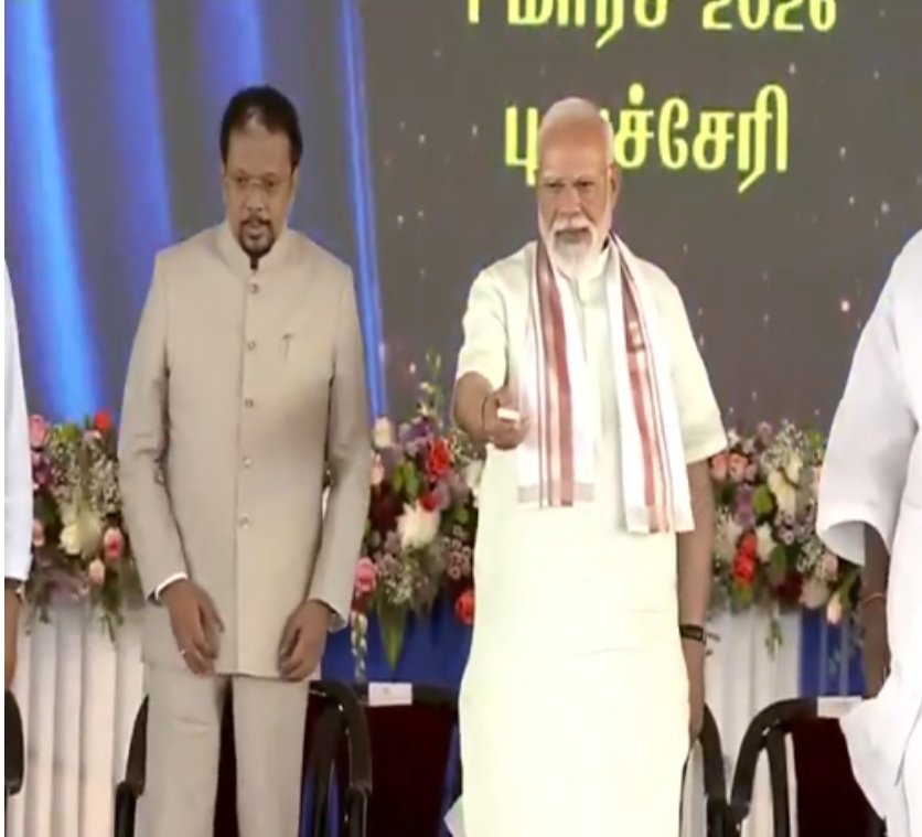 ਨਰਿੰਦਰ ਮੋਦੀ ਵੱਲੋਂ ਪੁਡੂਚੇਰੀ ਨੂੰ 2,700 ਕਰੋੜ ਦੇ ਵਿਕਾਸ ਪ੍ਰੋਜੈਕਟਾਂ ਦੀ ਸੌਗਾਤ